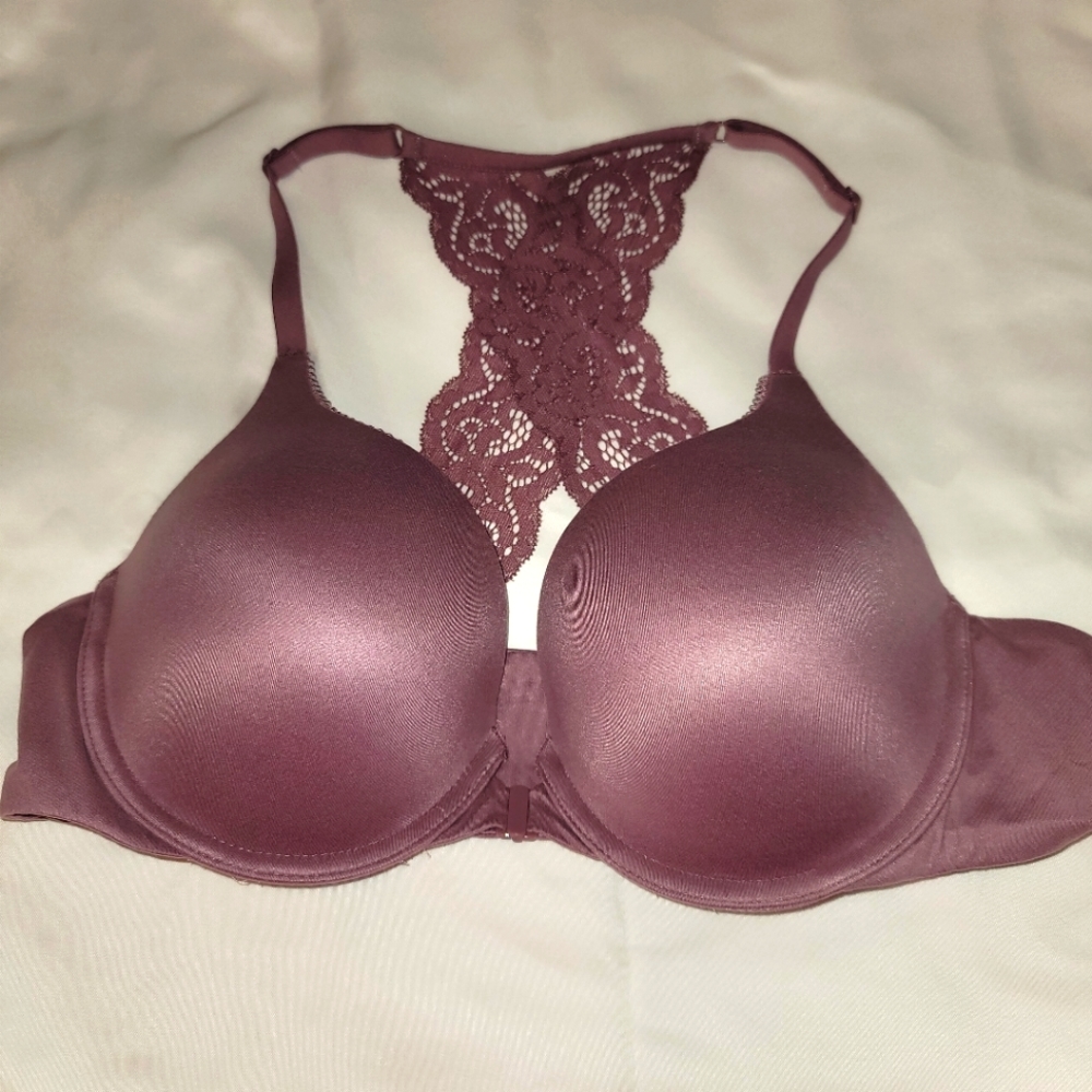 Victoria's Secret 38B bra